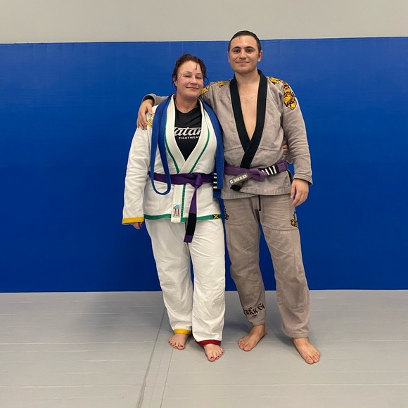 Meet your Posher, Leighanna - Picture 4 of 5